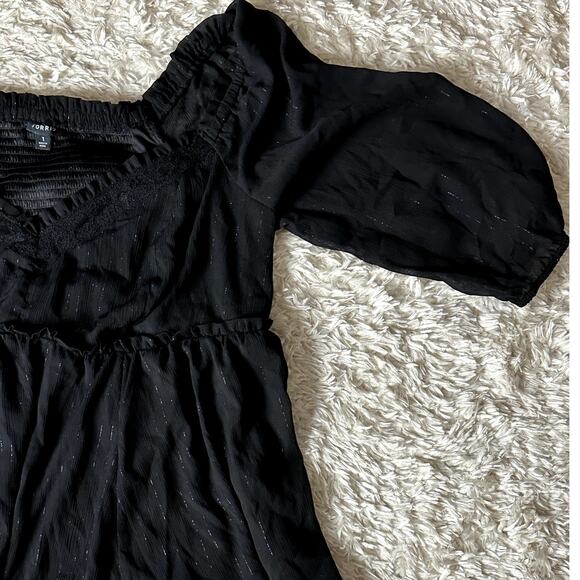 Torrid Women Size 1(1X) Black V Neck Elastic Waist Flouncy 3/4 Sleeve Top Blouse - Picture 5 of 9